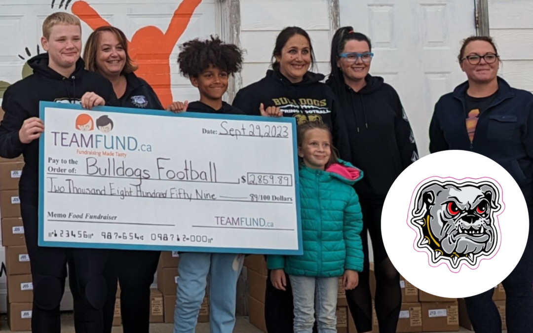 Bulldogs Football Raises Over $2800 with Pies & Pizza in Fall Fundraiser
