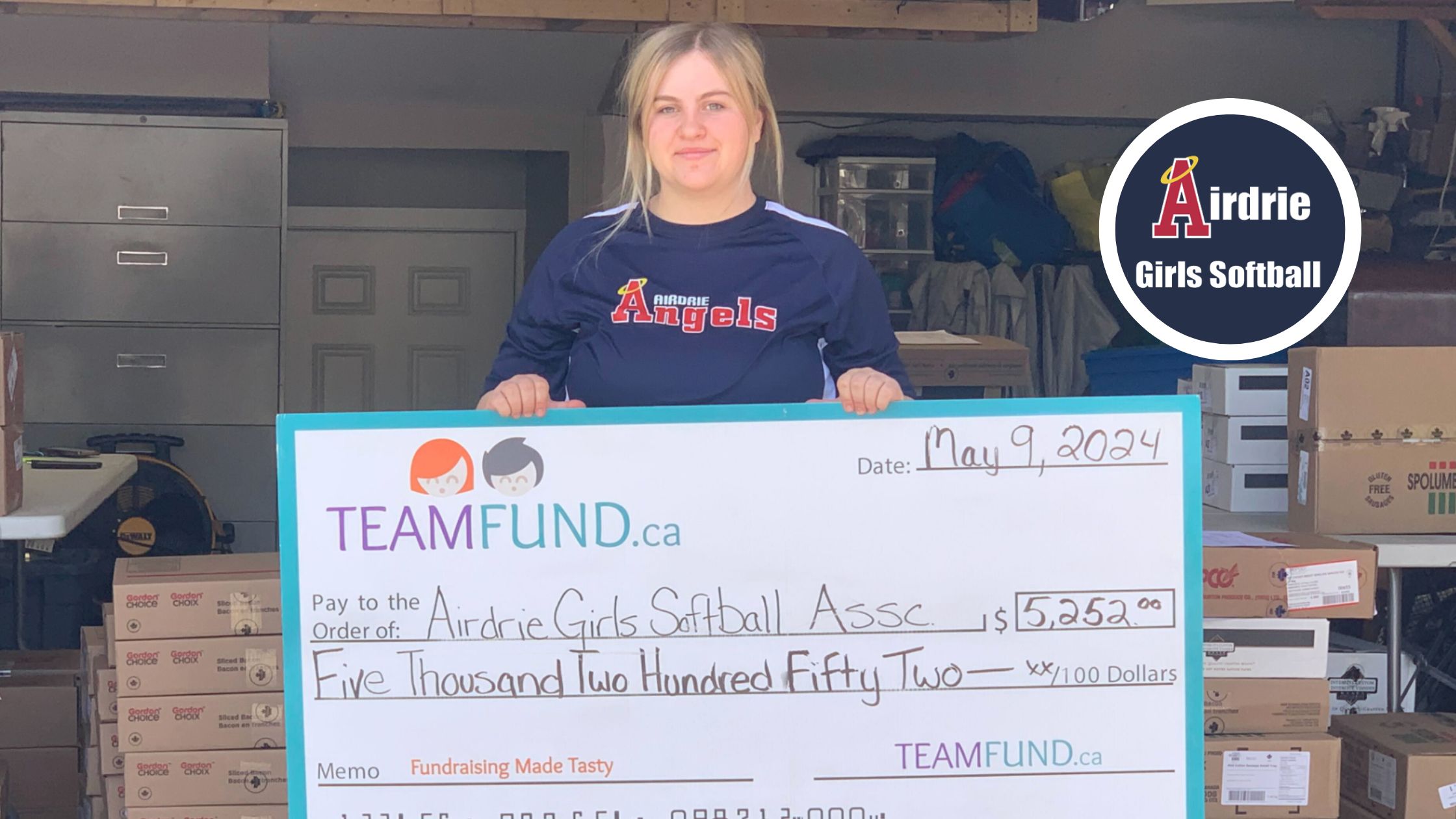 Airdrie Girls Softball Raises $5252 in Fill Your Freezer Fundraiser